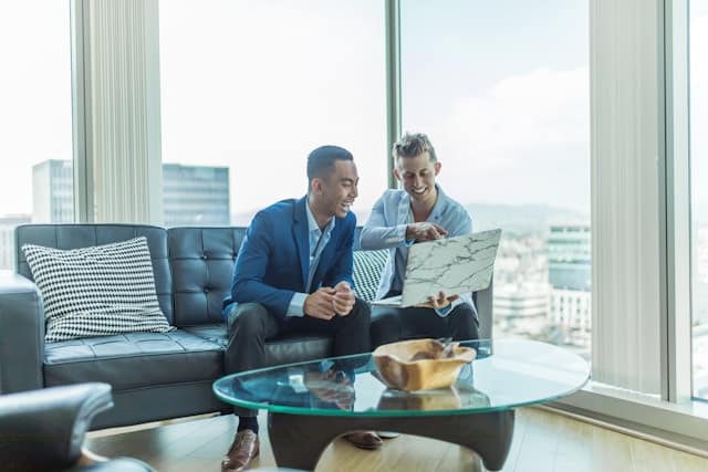 Best Brokers in South Africa: How Sports Enthusiasts Can Leverage Trading for Financial Growth